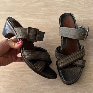 Naot | Marvel Criss Cross Buckle Strap Brown Leather Slip-on Sandals Sz 39/8